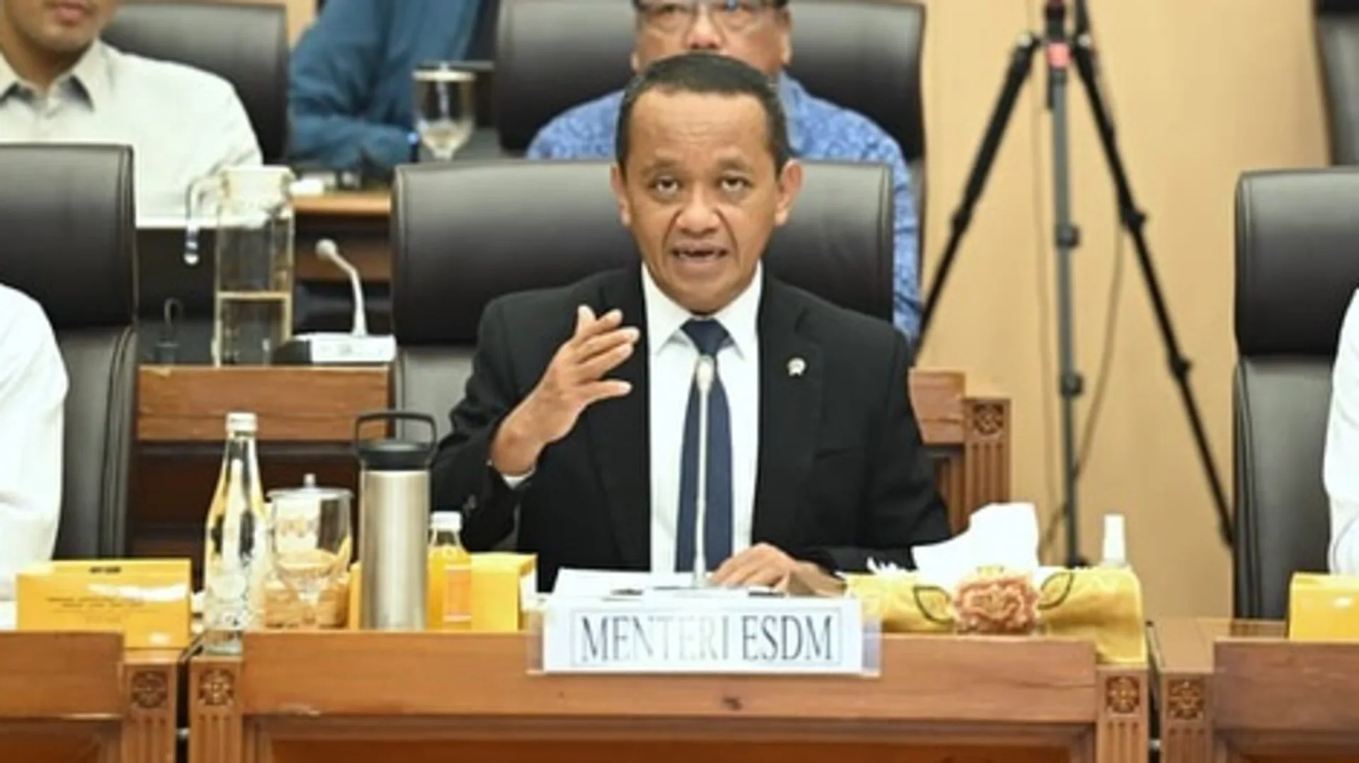 Mengungkap Makna Weton Bahlil Lahadalia, Sabtu Wage: Sifat Asli & Karakteristiknya