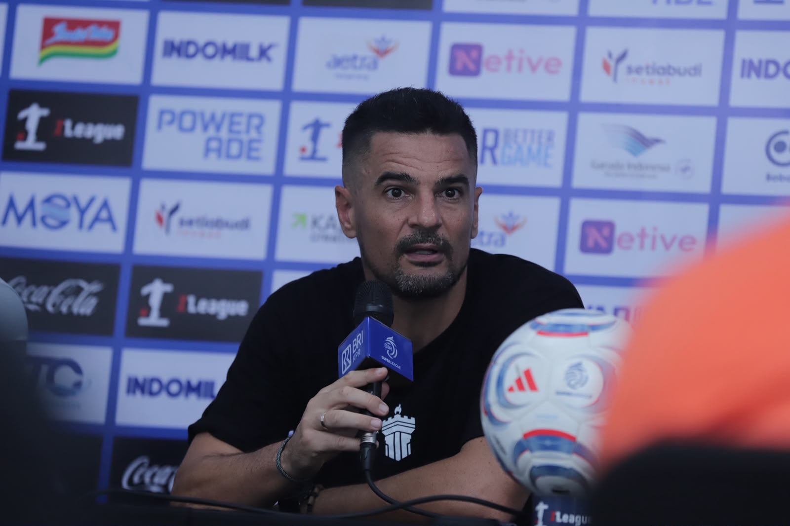 Persita Bidik Tiga Poin atas Garudayaksa FC, Carlos Pena Soroti Pembenahan Pertahanan